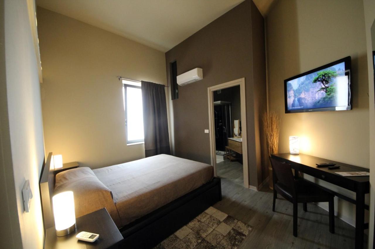 Hotel Dimora Nettare Brindisi Zewnętrze zdjęcie