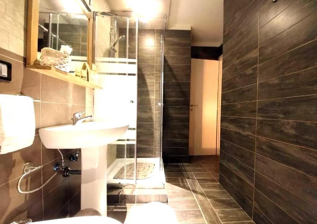 Hotel Dimora Nettare Brindisi Zewnętrze zdjęcie
