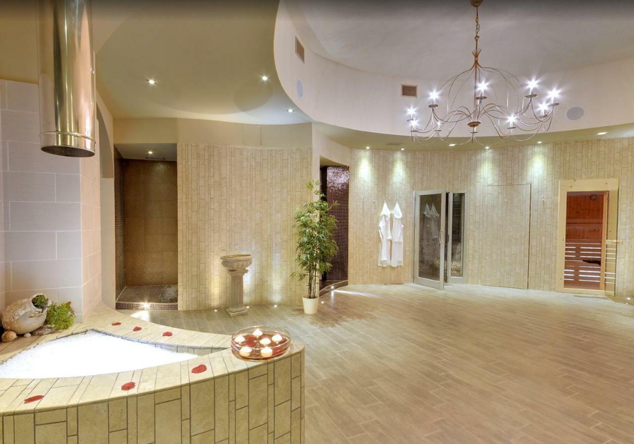 Hotel Dimora Nettare Brindisi Zewnętrze zdjęcie